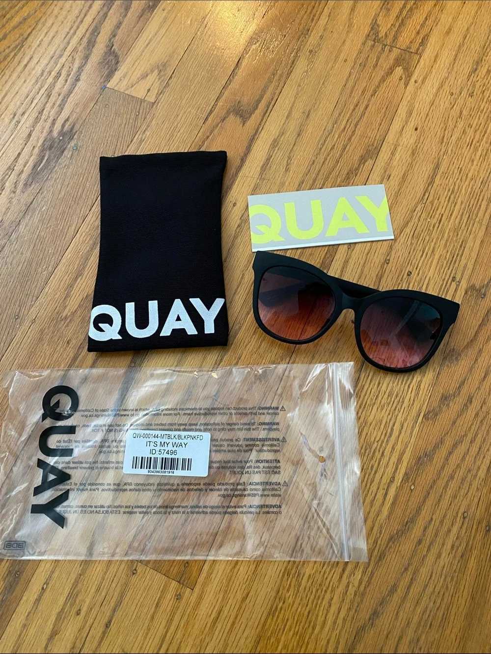 Rare Quay Australia It's My Way Sunglasses Matte Black Pink Fade